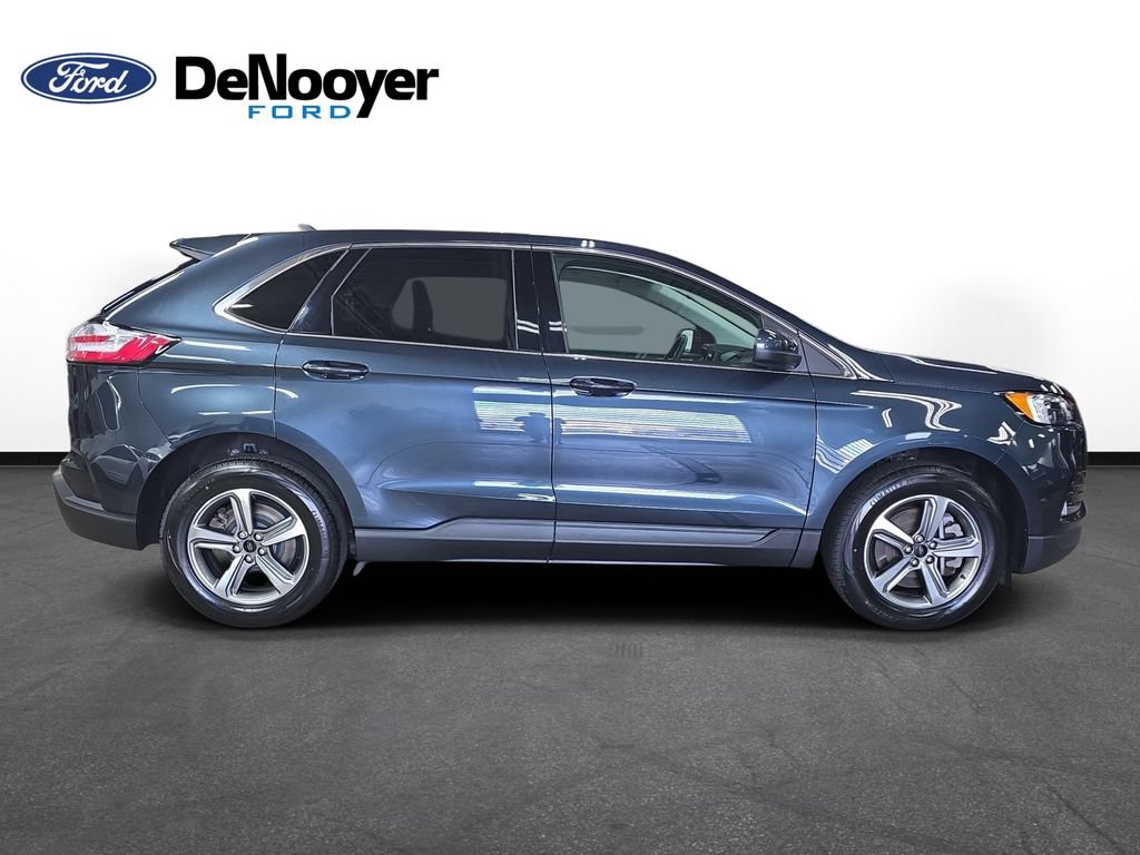 Used 2023 Ford Edge SEL w/ Convenience Package AWD/4WD image 5
