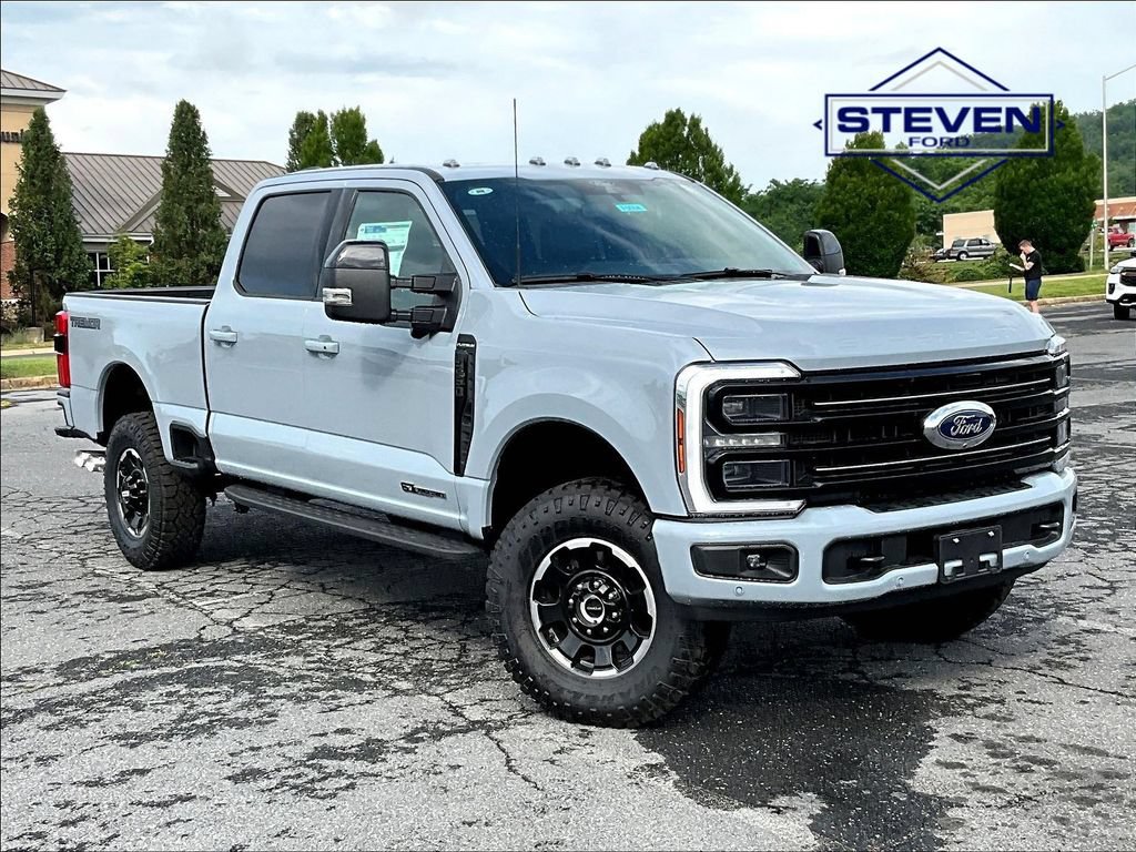 New 2026 Ford F350 Platinum w/ Tremor Off-Road Package AWD/4WD image 1