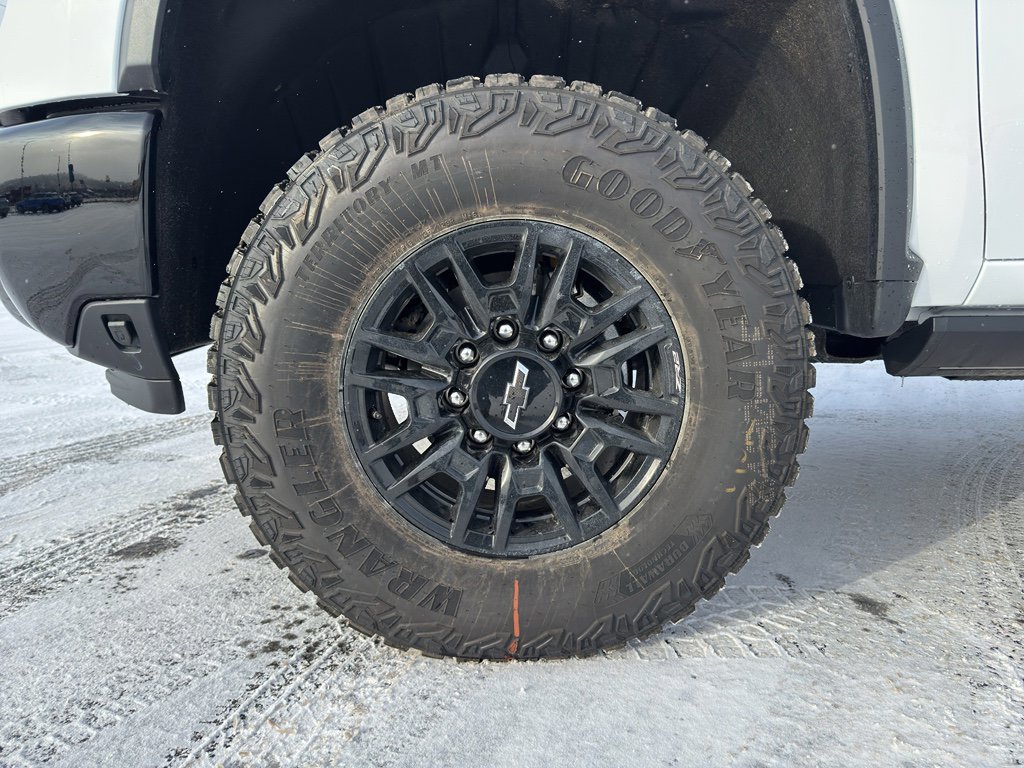 New 2026 Chevrolet Silverado 2500 ZR2 image 29