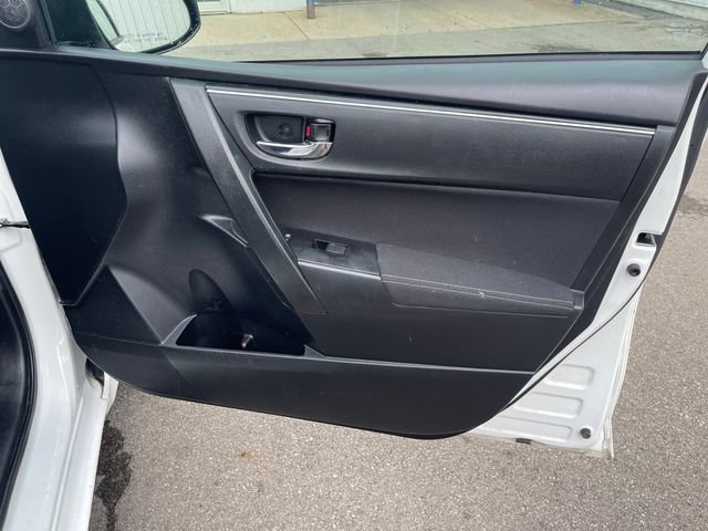 Used 2019 Toyota Corolla LE FWD image 36