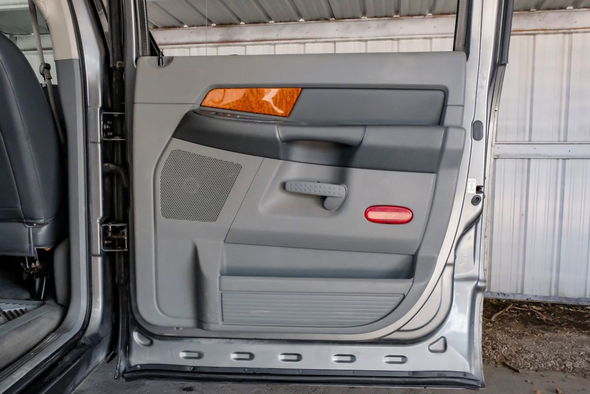 Used 2006 Dodge Ram 2500 Truck SLT image 46