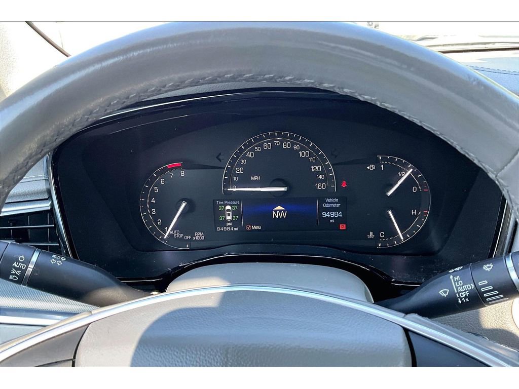 Used 2018 Cadillac XT5 Premium Luxury FWD image 27