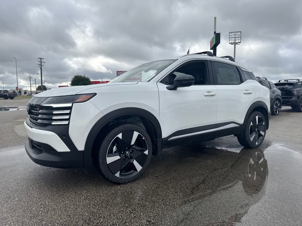 New 2026 Nissan Kicks SR w/ SR Premium Package