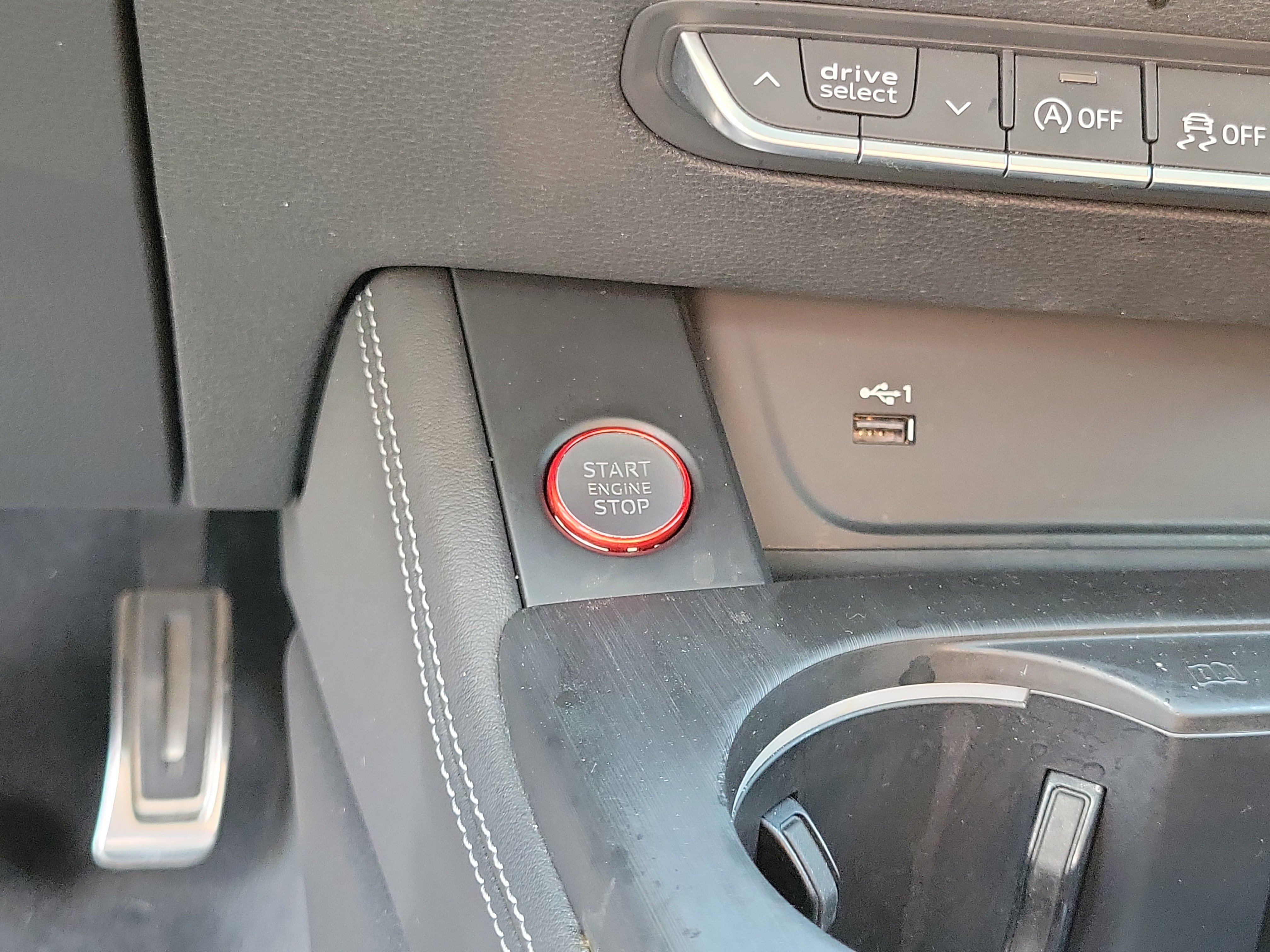 Used 2019 Audi S4 Prestige w/ Prestige Package image 28