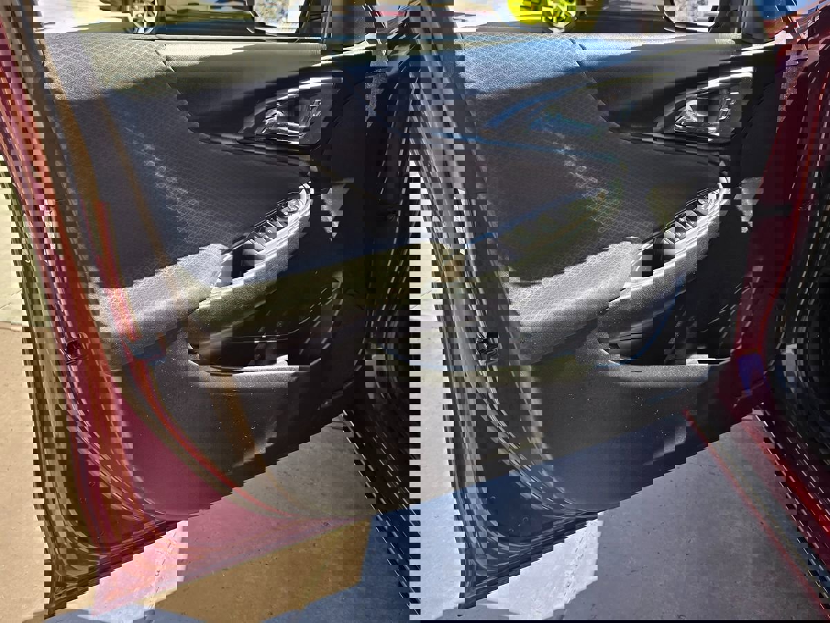 Used 2016 Chevrolet Malibu LT w/ Driver Confidence Package image 26