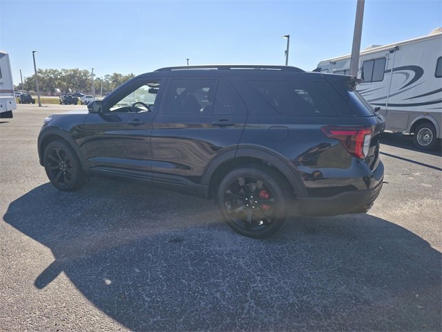 Used 2023 Ford Explorer ST w/ Equipment Group 401A image 7