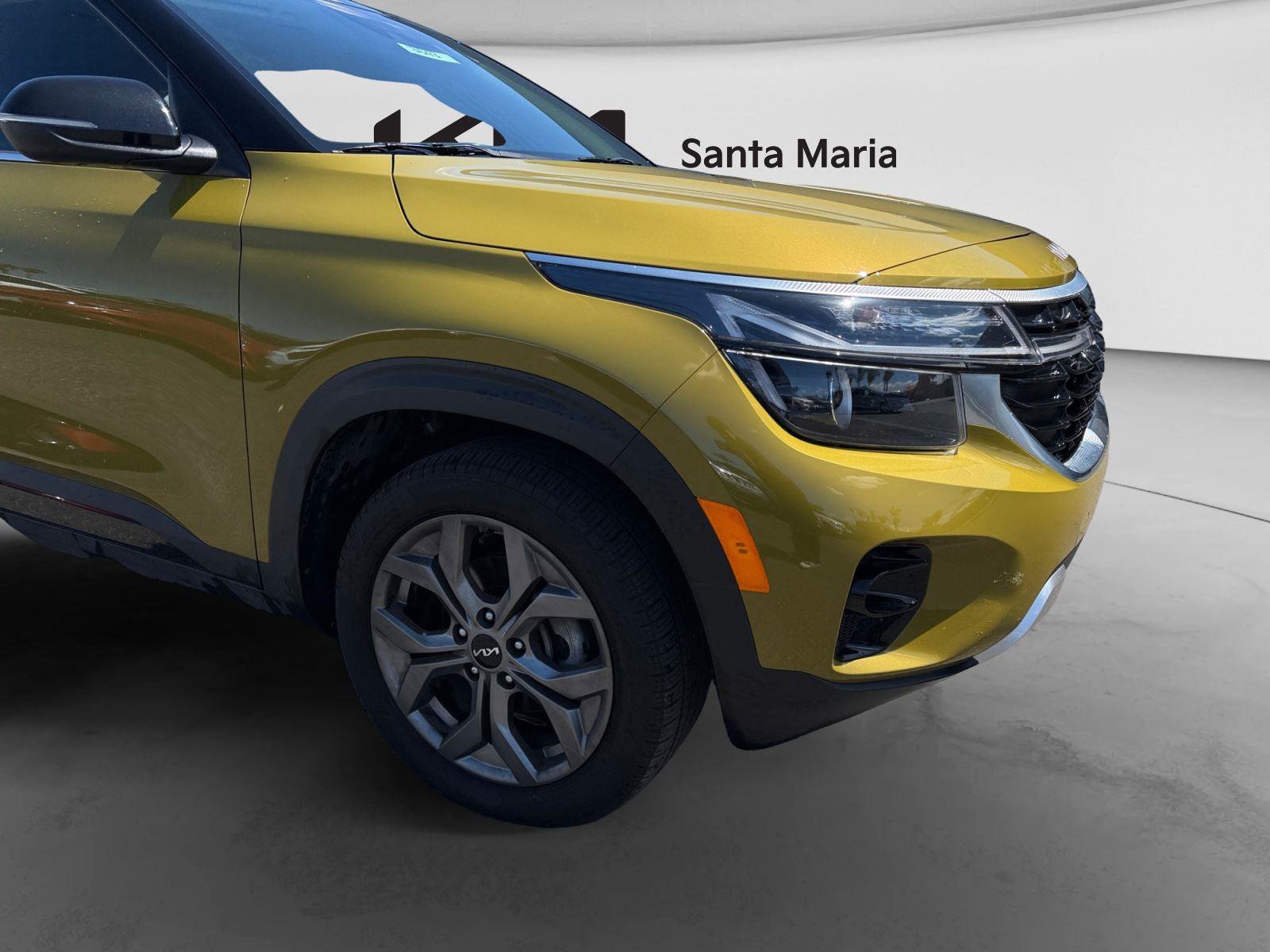 Certified 2024 Kia Seltos S image 2