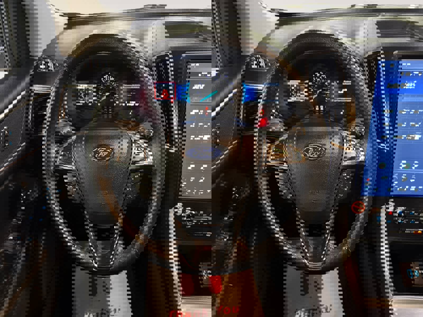 Used 2024 Ford Edge SEL image 16