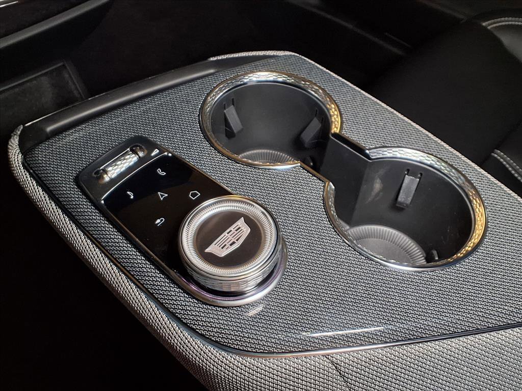 New 2026 Cadillac Optiq Sport 1 image 19