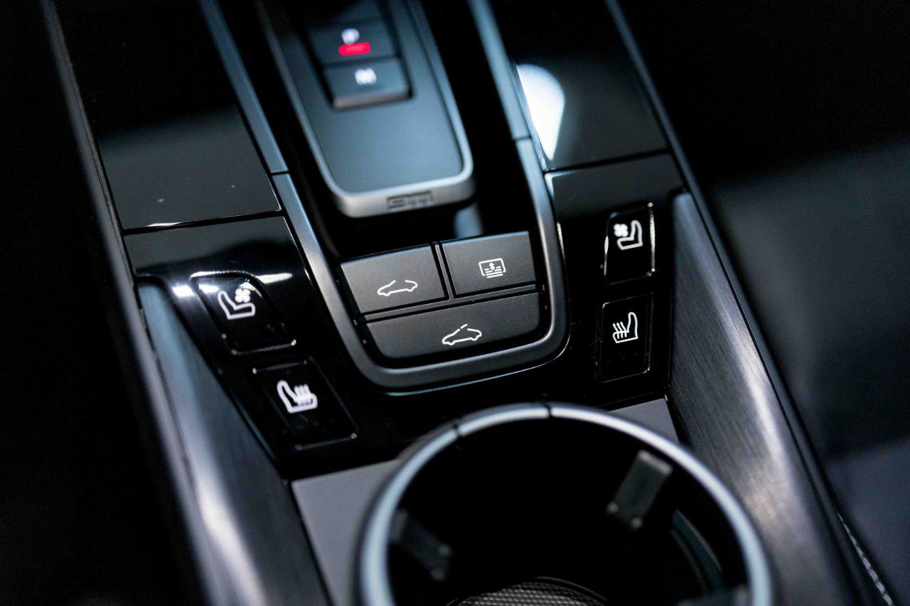 Used 2024 Porsche 911 Carrera GTS image 66