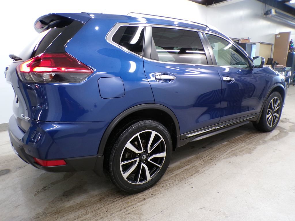 Used 2019 Nissan Rogue SL w/ Premium Package AWD/4WD image 4