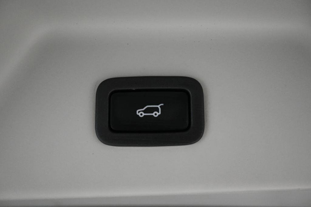 Used 2018 Land Rover Range Rover AWD/4WD image 37