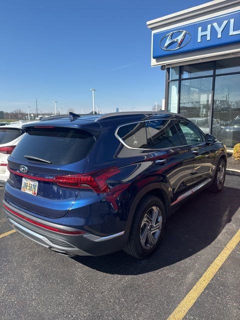 Used 2022 Hyundai Santa Fe SEL w/ Convenience Package image 2