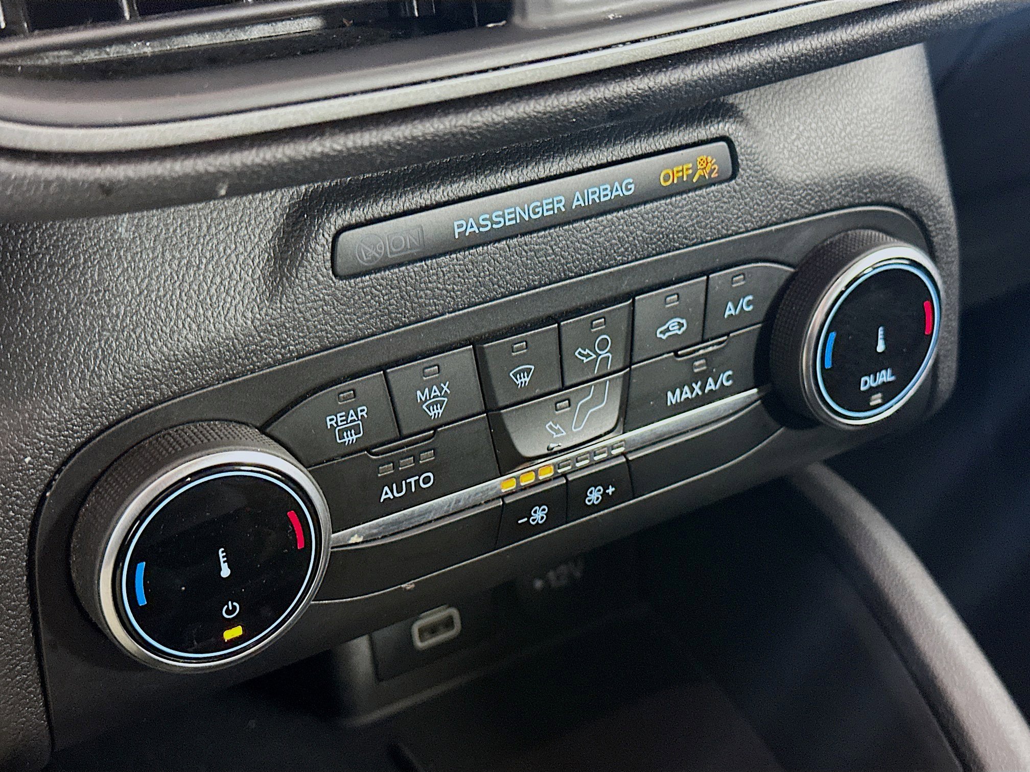 Used 2024 Ford Escape Active image 23