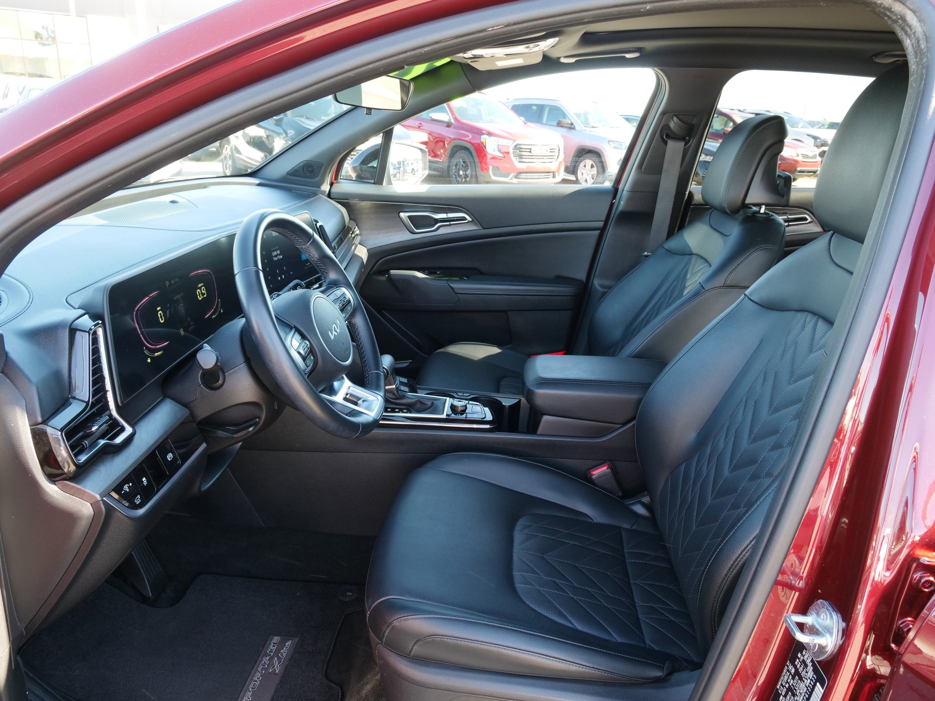 Certified 2023 Kia Sportage X-Line w/ X-Line Premium Package image 16