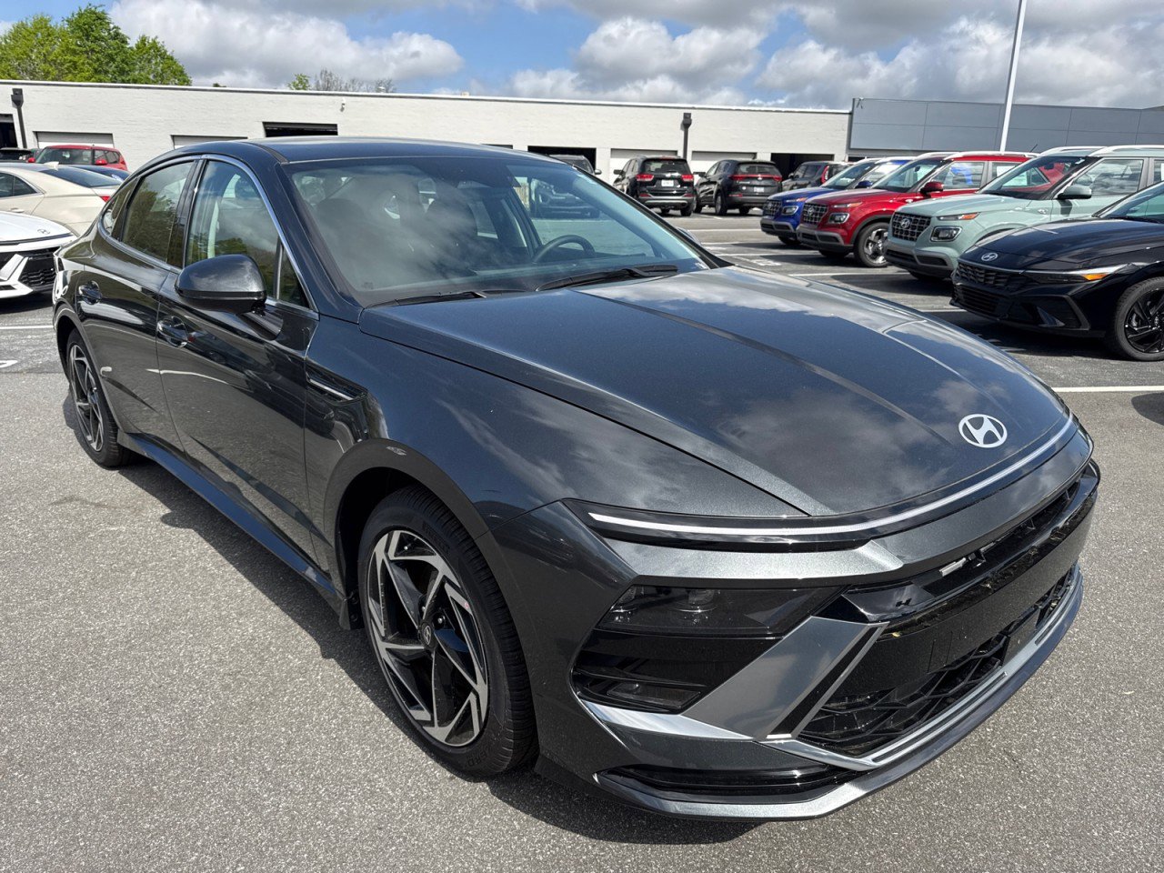 New 2026 Hyundai Sonata SEL image 1