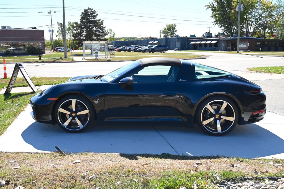 Used 2024 Porsche 911 Targa 4 image 8