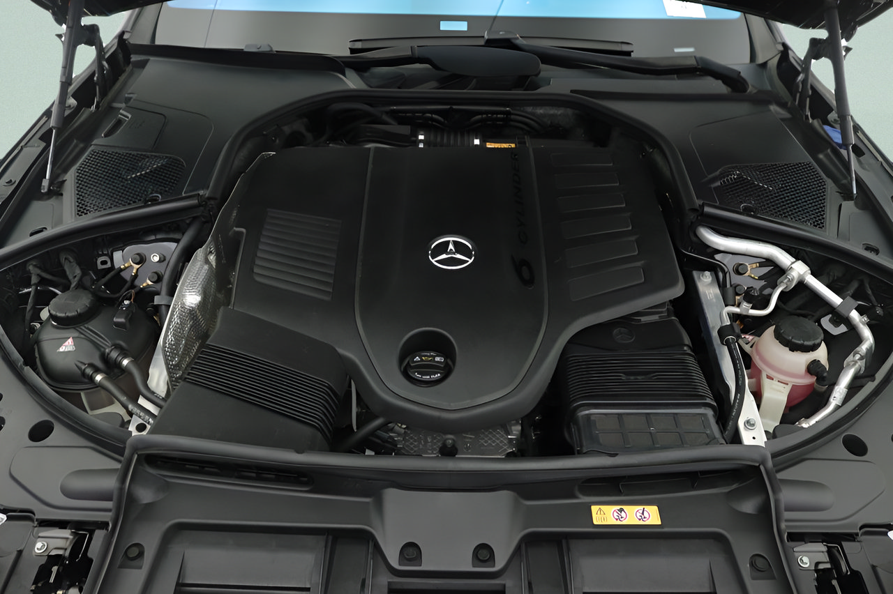 Certified 2023 Mercedes-Benz S 500 4MATIC image 24