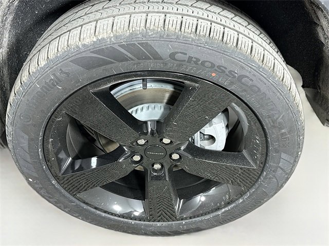 New 2026 Land Rover Defender 130 S image 34