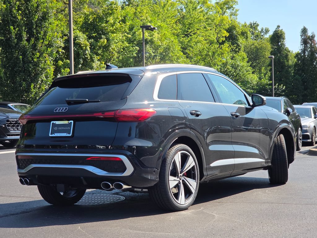 New 2026 Audi SQ5 Prestige AWD/4WD image 9