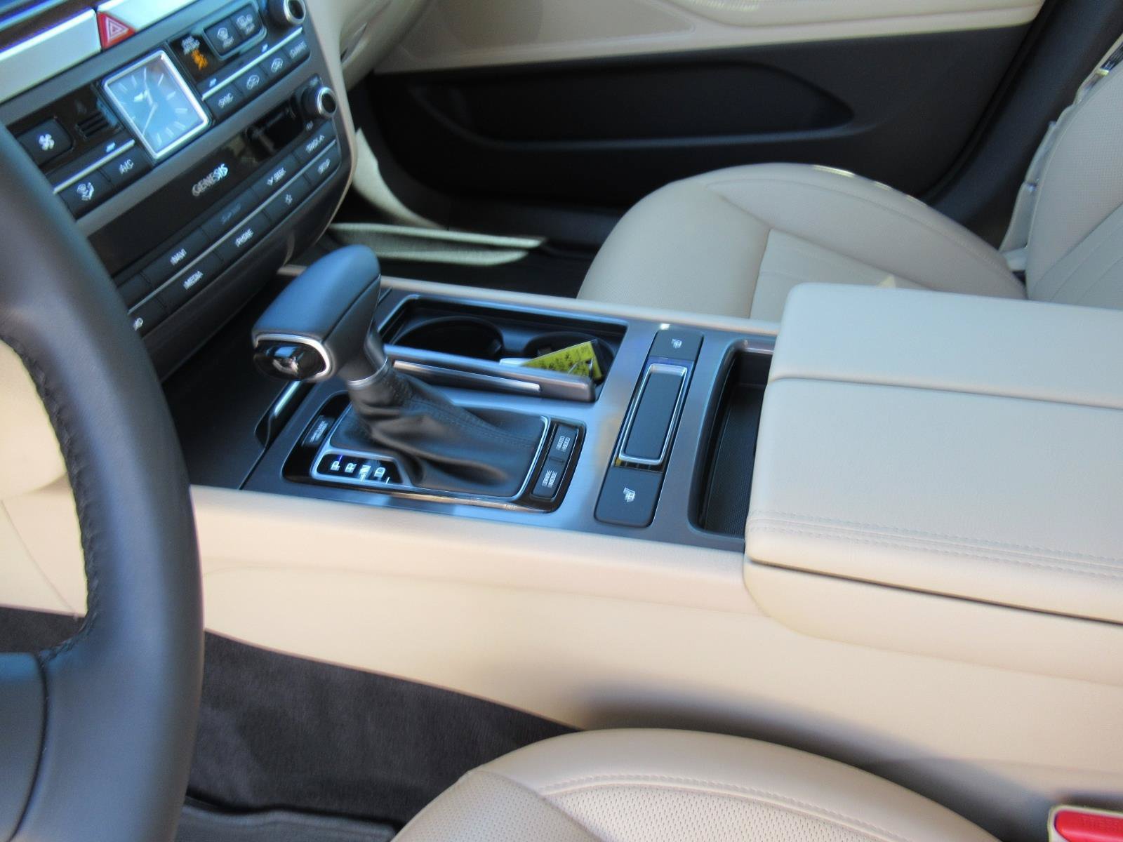 Used 2020 Genesis G80 3.8 RWD image 17