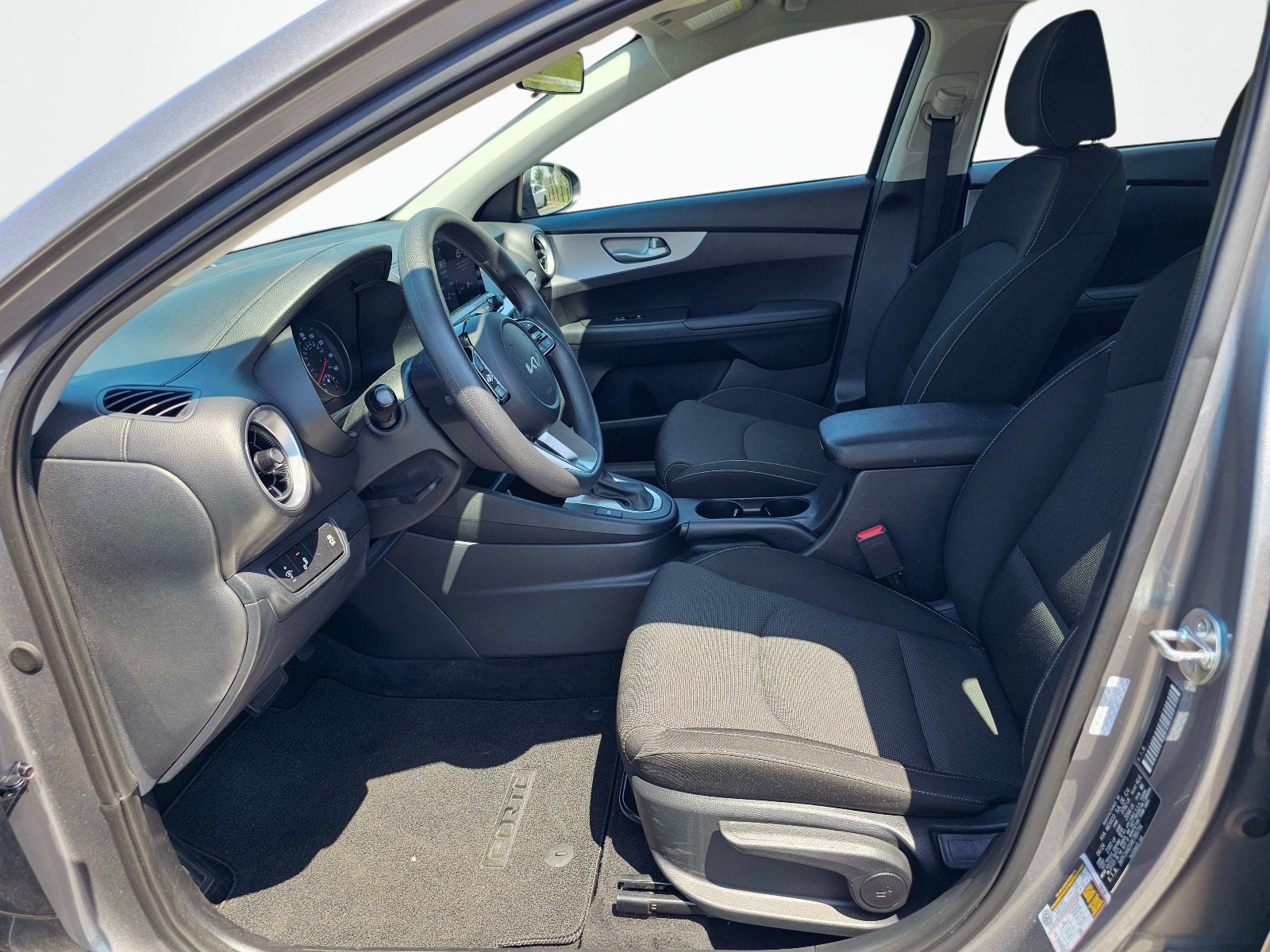 Certified 2024 Kia Forte LXS w/ LXS Technology Package FWD image 15