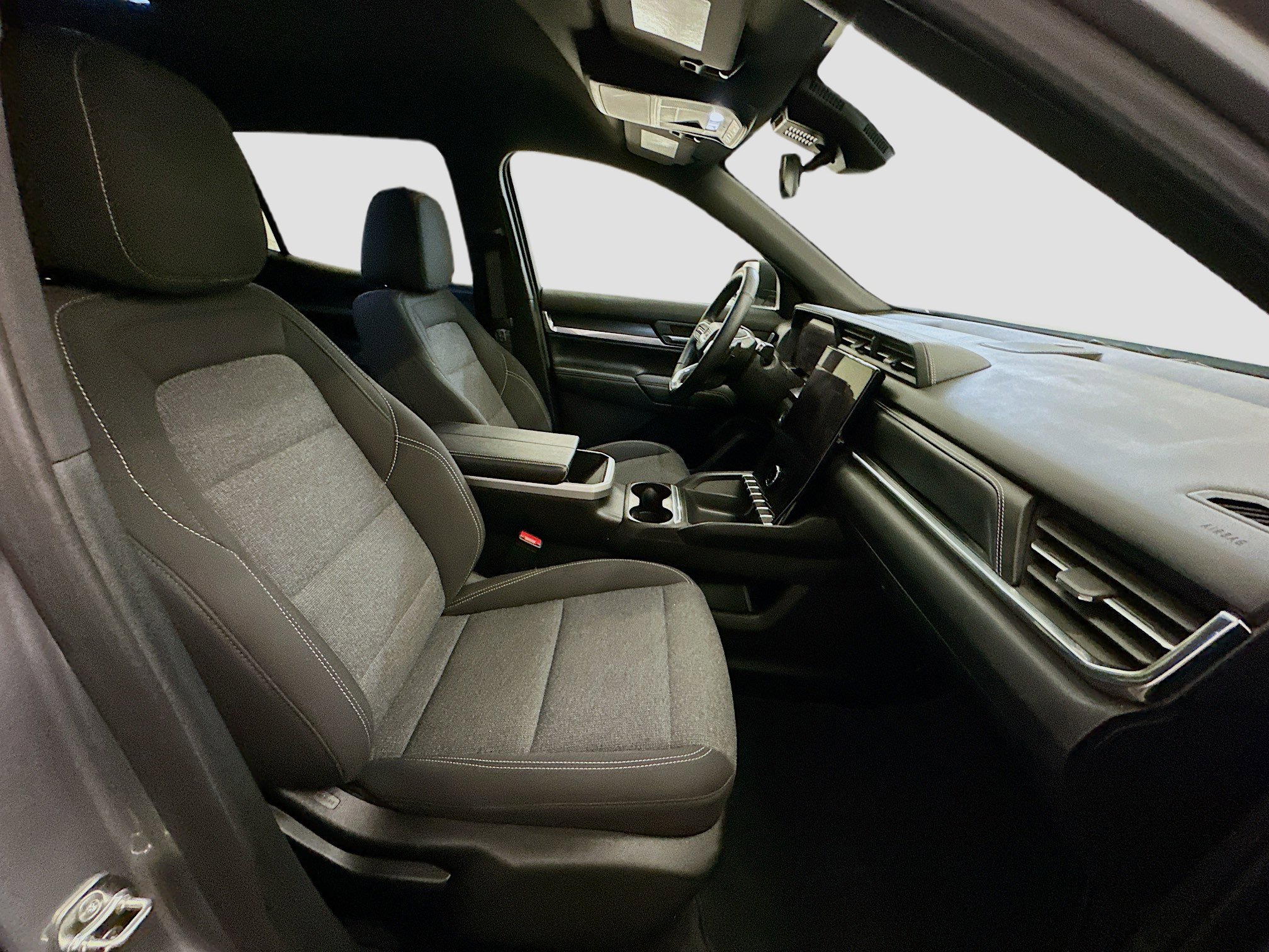 Used 2025 GMC Terrain Elevation image 32