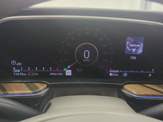 Used 2022 Cadillac Escalade Premium Luxury Platinum w/ LPO, Radiant Package image 27