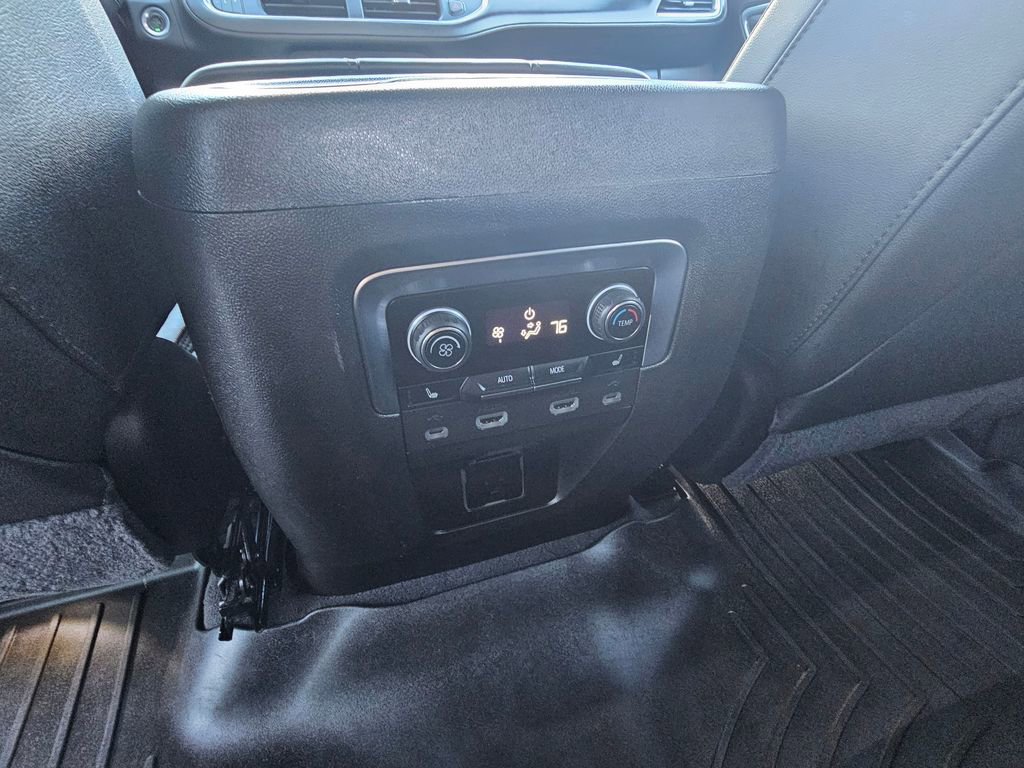 Used 2021 Chevrolet Tahoe High Country AWD/4WD image 18