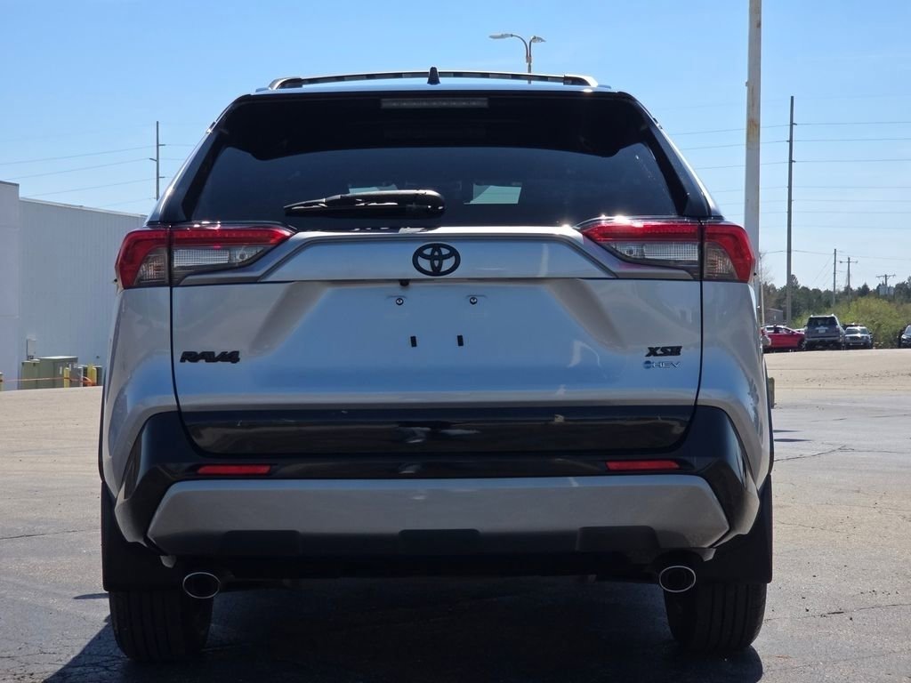 Used 2025 Toyota RAV4 XSE w/ Weather Package image 25