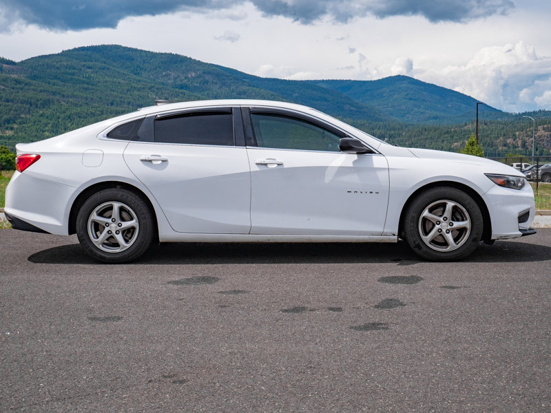 Used 2016 Chevrolet Malibu LS FWD image 4