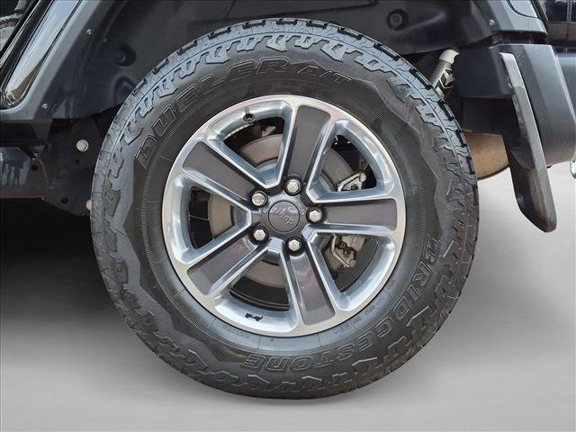 Used 2019 Jeep Wrangler Unlimited Sahara AWD/4WD image 24