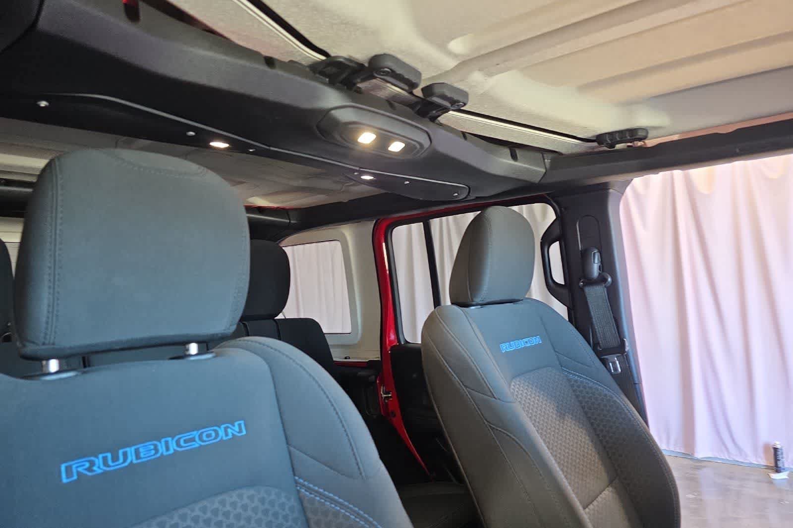 Used 2024 Jeep Wrangler Unlimited Rubicon 4xe AWD/4WD image 19