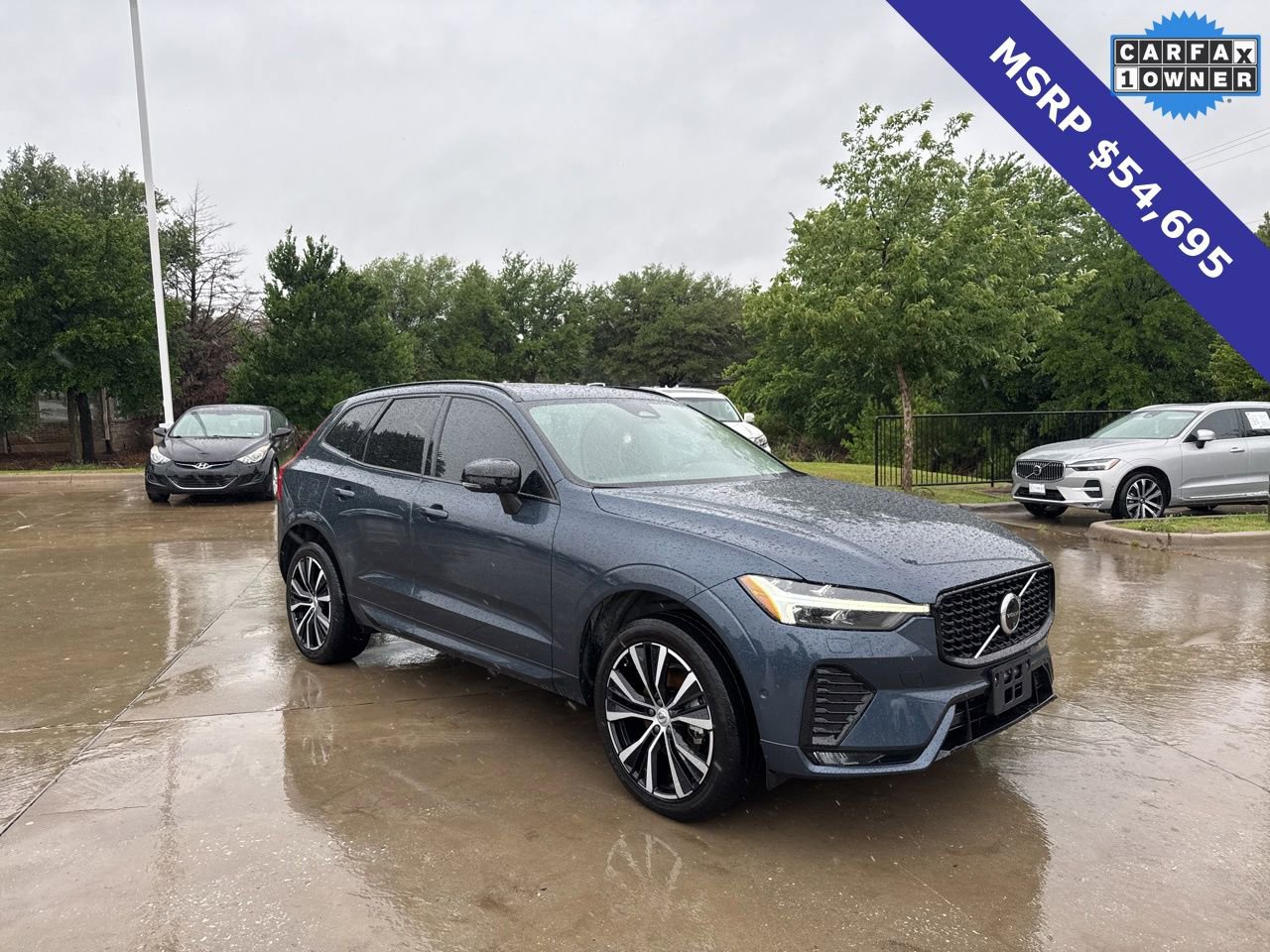 Certified 2024 Volvo XC60 B5 Plus w/ Climate Package AWD/4WD image 3