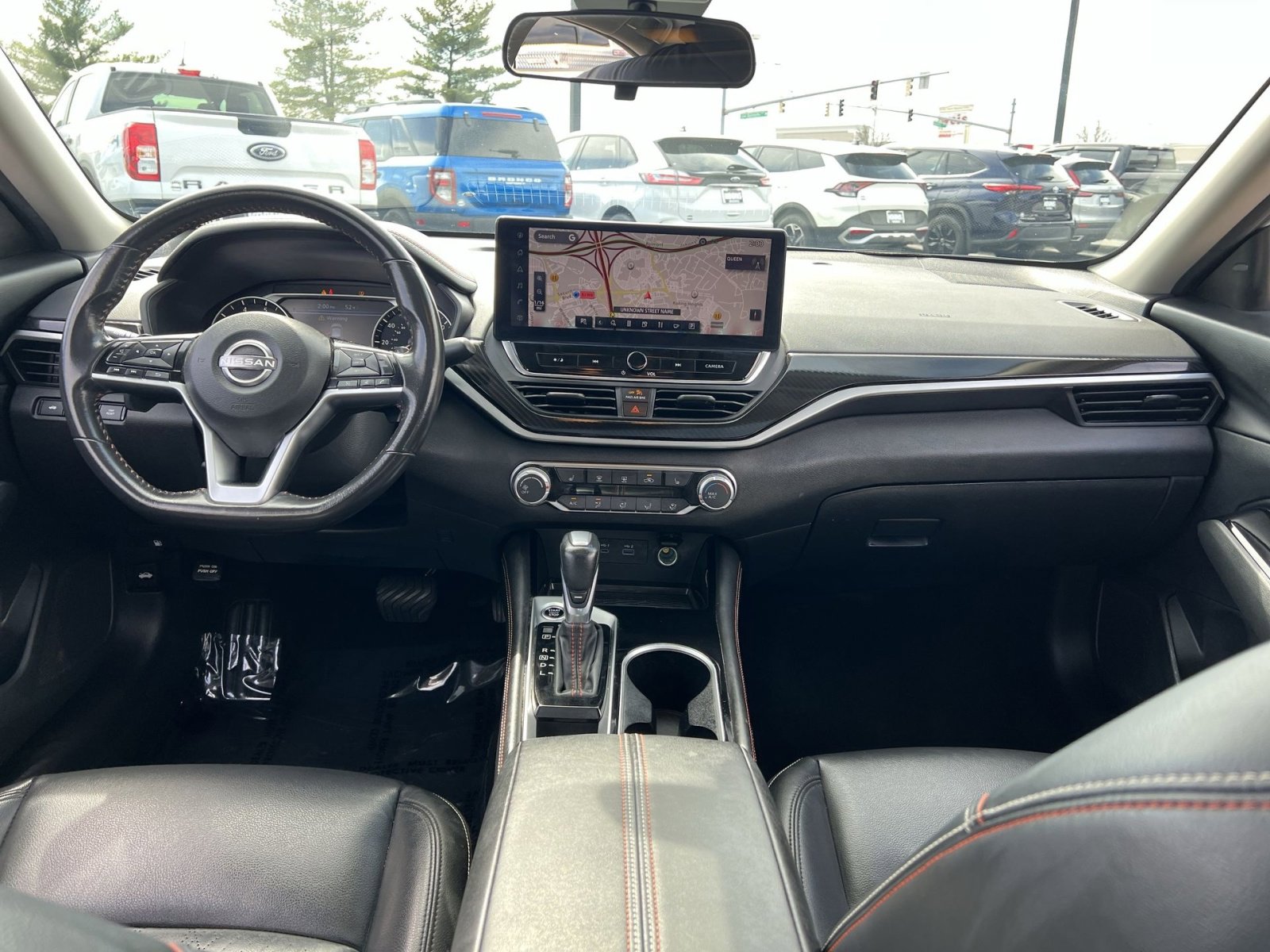 Used 2023 Nissan Altima 2.5 SR w/ SR Premium Package image 17