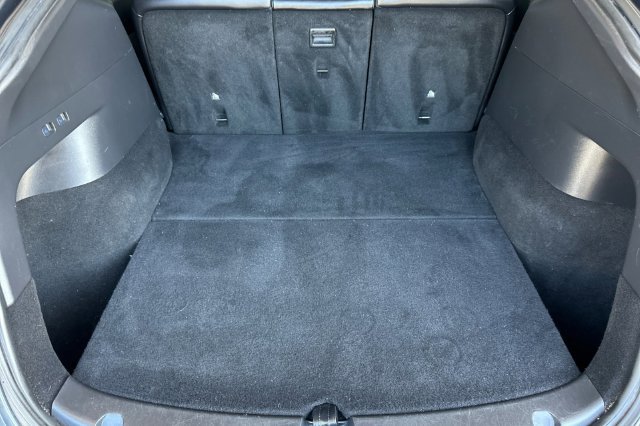 Used 2021 Tesla Model Y Long Range AWD/4WD image 17
