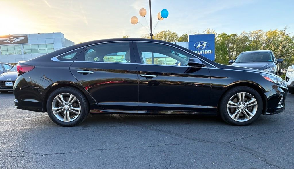 Used 2019 Hyundai Sonata Limited w/ Ultimate Package 04 FWD image 8