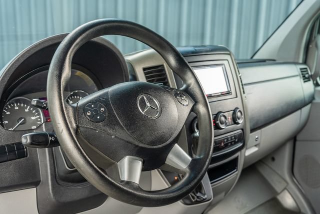 Used 2016 Mercedes-Benz Sprinter 2500 image 24