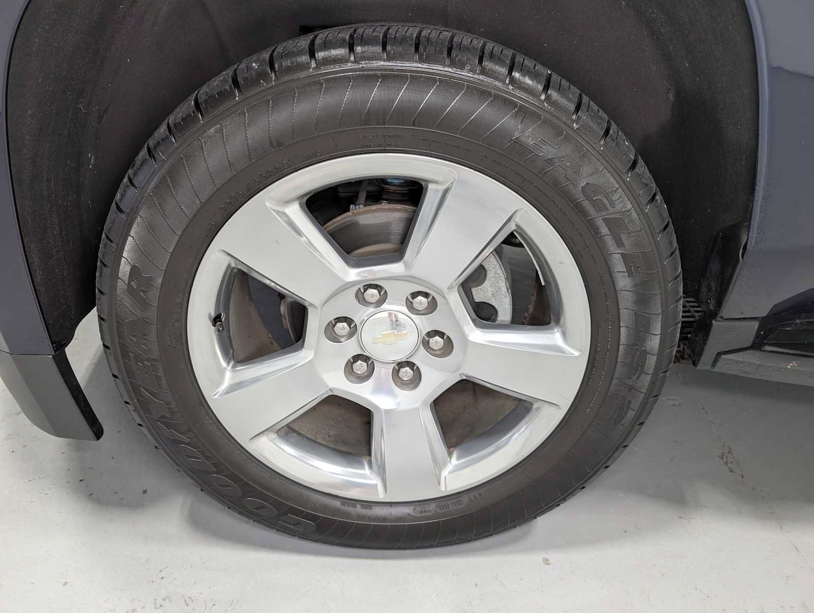 Used 2019 Chevrolet Tahoe LT AWD/4WD image 3