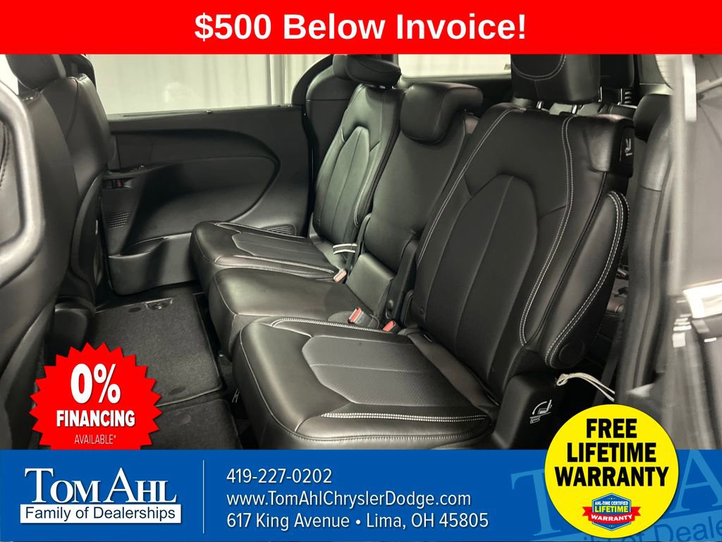 New 2026 Chrysler Pacifica Select image 21