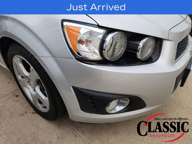 Used 2014 Chevrolet Sonic LTZ FWD image 9