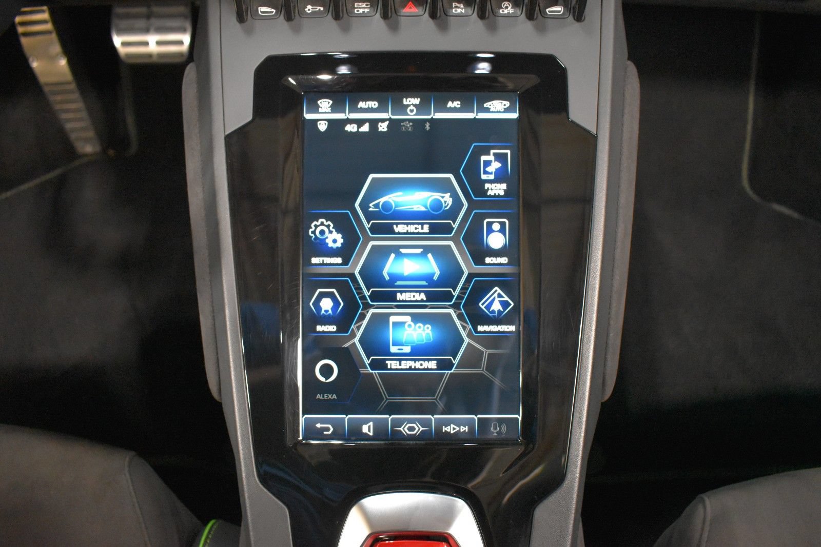 Used 2020 Lamborghini Huracan EVO AWD/4WD image 20
