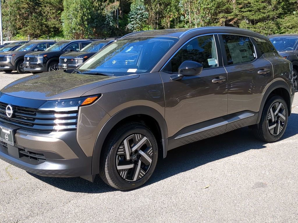 New 2026 Nissan Kicks SV image 2