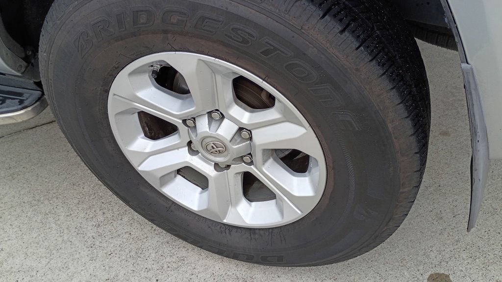 Used 2015 Toyota 4Runner SR5 RWD image 13