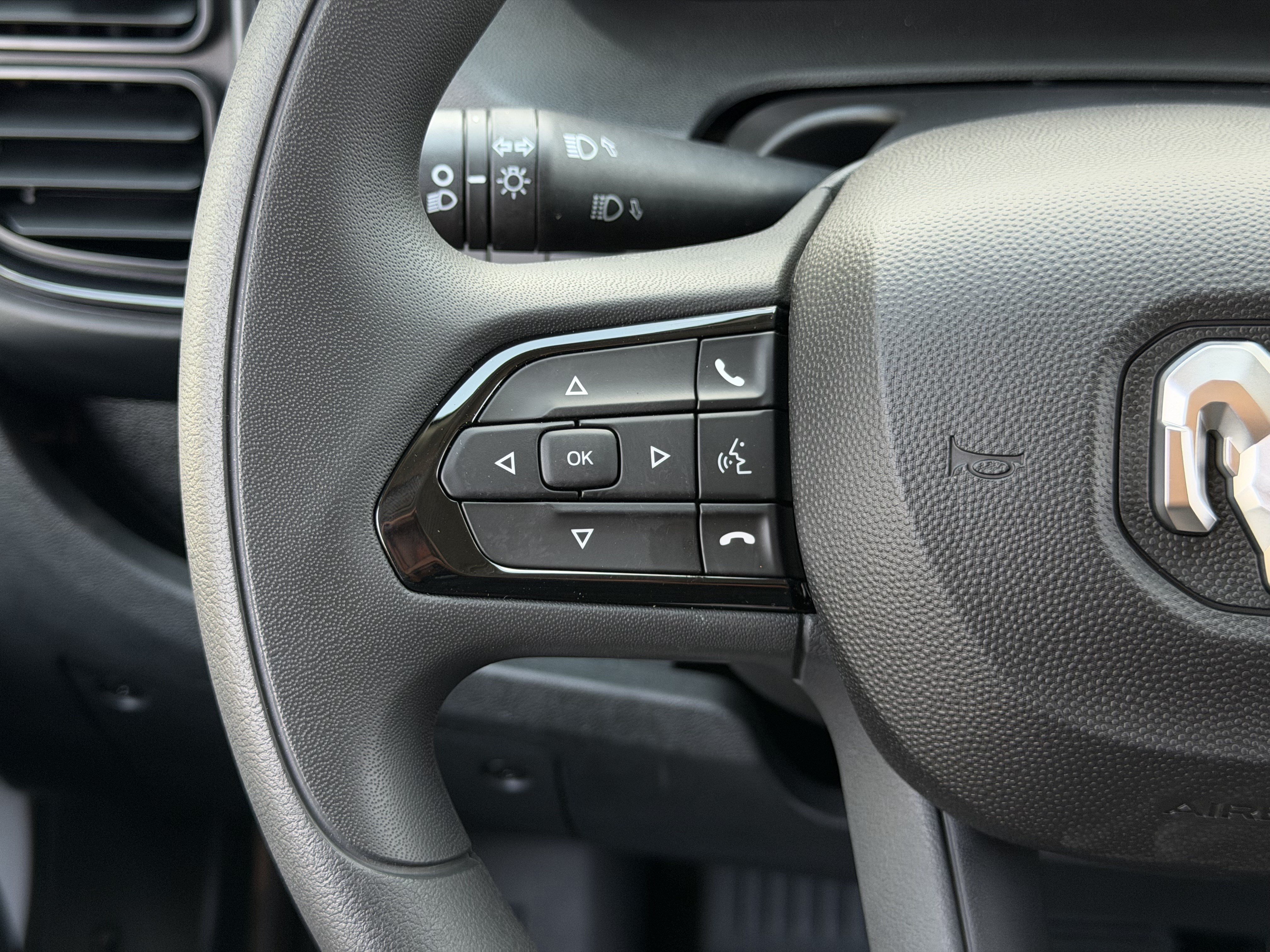 New 2026 RAM ProMaster 2500 w/ Convenience Group FWD image 18