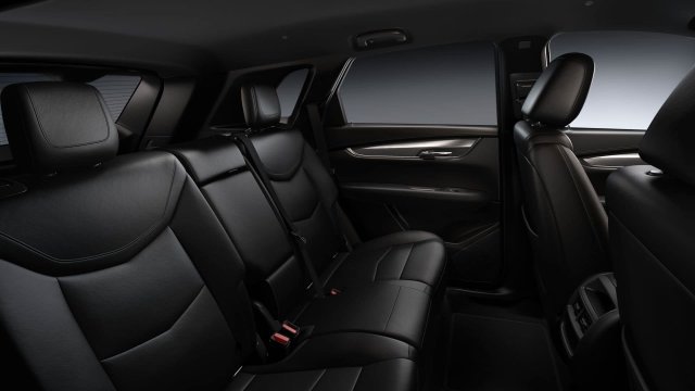 New 2026 Cadillac XT5 Luxury FWD image 10