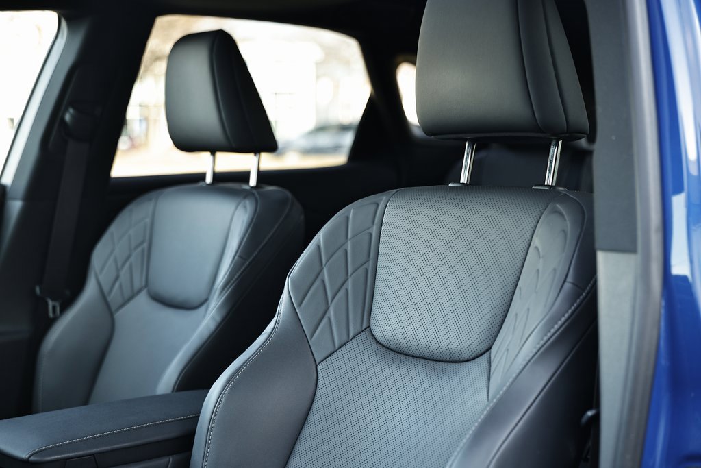 Used 2025 Lexus RX 350h w/ Accessory Package (Z1) image 20