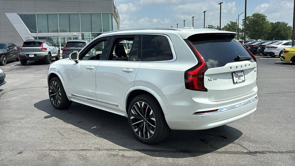 New 2026 Volvo XC90 T8 Plus w/ Protection Package Premier AWD/4WD image 4