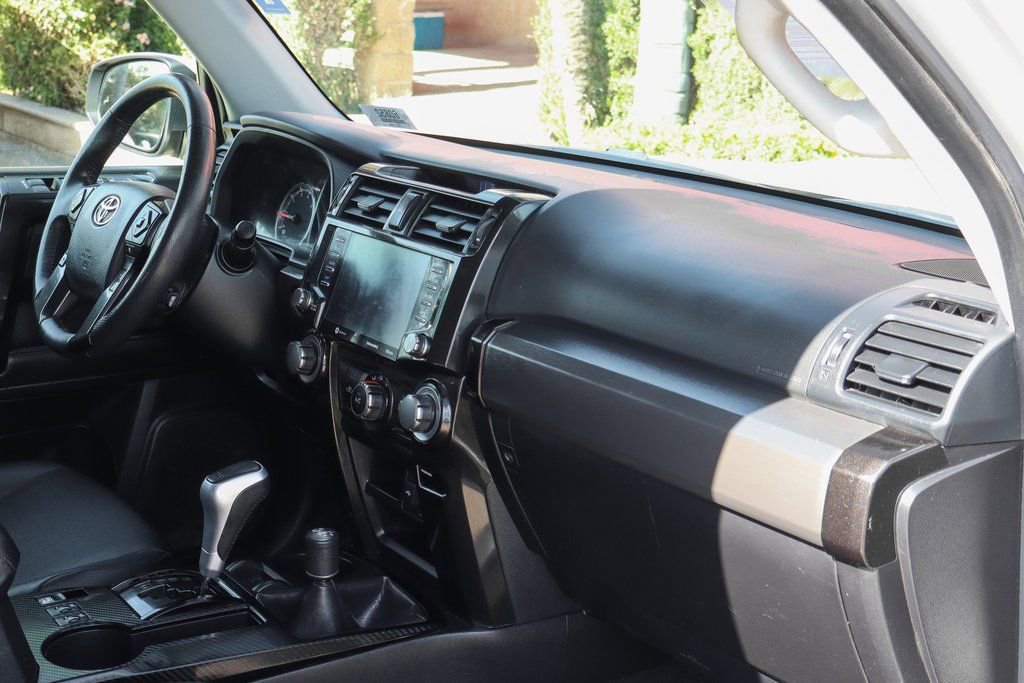 Used 2022 Toyota 4Runner TRD Off-Road Premium image 40