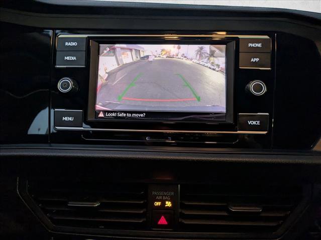 Used 2024 Volkswagen Jetta SE image 12